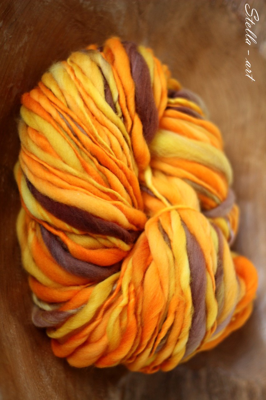 30-vlna-merino-19-mikronov-rucne-pradena-stella-art