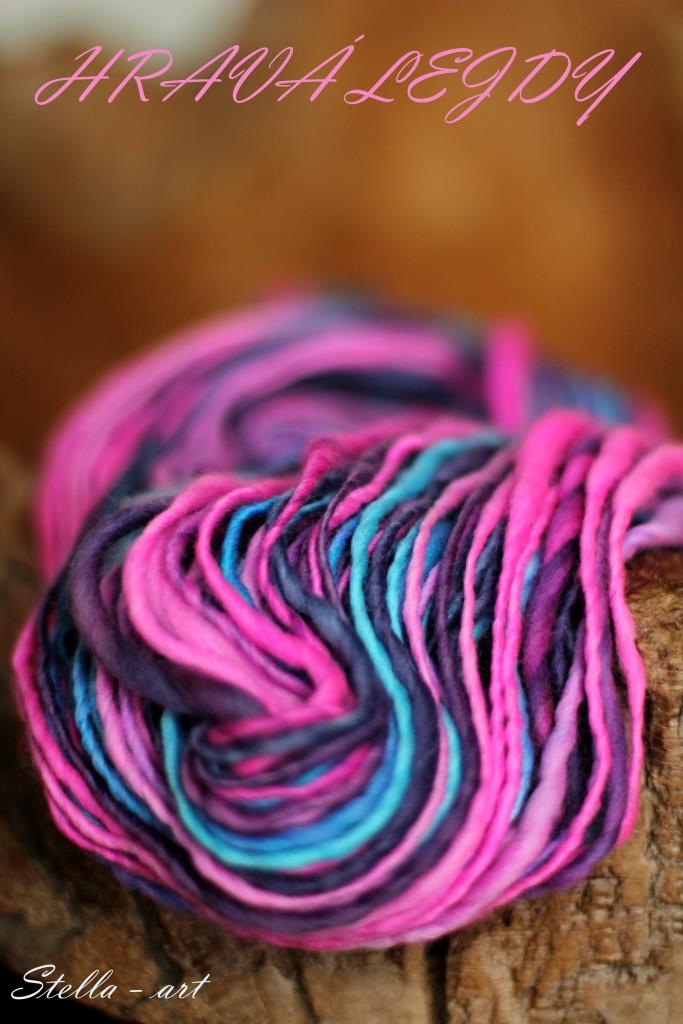 _hrava_lajdy_2-vlna-merino-19-mikronov-rucne-pradena-stella-art.