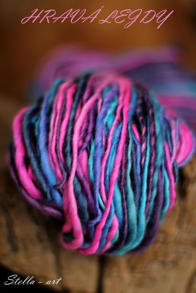 hrava_lajdy_4-vlna-merino-19-mikronov-rucne-pradena-stella-art.